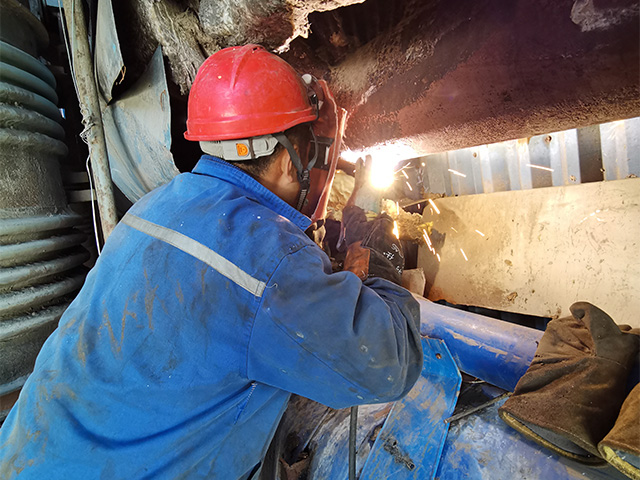 ������©����